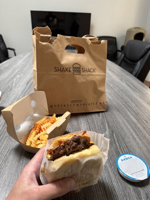 Shake Shack Walnut Creek by null