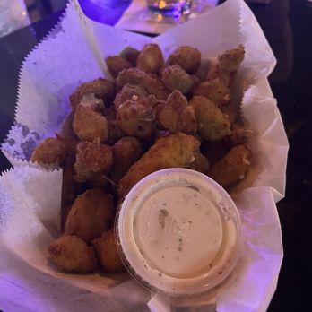 Beachcorner Bar & Grill - Cheese curds - Lounges Near Me - New Orleans, Louisiana