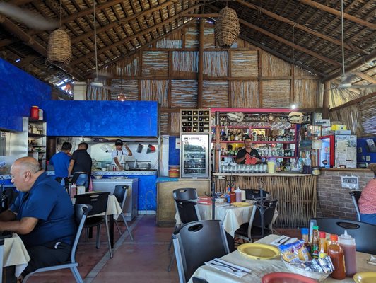 Mariscos Las Tres Islas by null