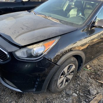 Korean auto wrecking - Kia Niro for parts - Auto Parts & Supplies Near Me - Lancaster, California Korean auto wrecking - Kia Niro for parts - Auto Parts & Supplies Near Me - Lancaster, California