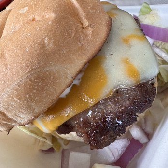 Bubbas Poutine & Pizzeria - Cheeseburger - Pizza Near Me - Kingston, Ontario