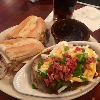 Smokehouse Barbecue - Independence - Barbeque Near Me - Independence, Missouri