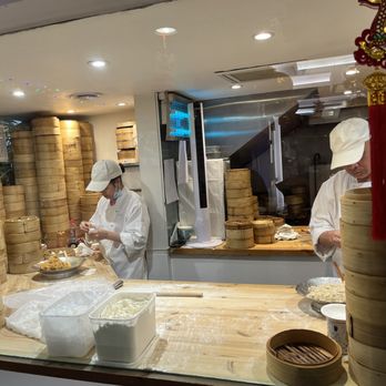 Dumplings' Legend - Dumpling making display - Dim Sum Near Me - London, XGL