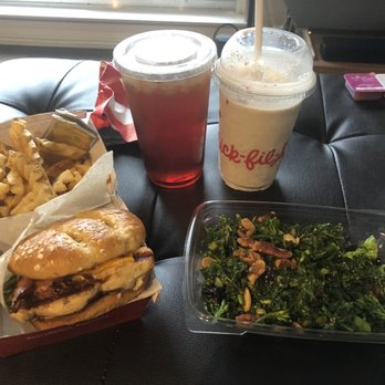 Chick-fil-A - Fast Food Near Me - Toronto, Ontario