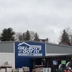 Gill-Roys Hardware - Main entrance