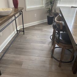 Flooring Outlet Center - Dining room