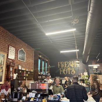 Fresh Pots - Inside counter - Coffee & Tea Near Me - Greenwood, Indiana