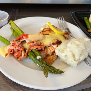 Twisted Tree - Salmon Oscar - Seafood Near Me - Saint Louis, Missouri Twisted Tree - Salmon Oscar - Seafood Near Me - Saint Louis, Missouri