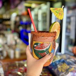Mercado Miguel Hidalgo - Cantaritos