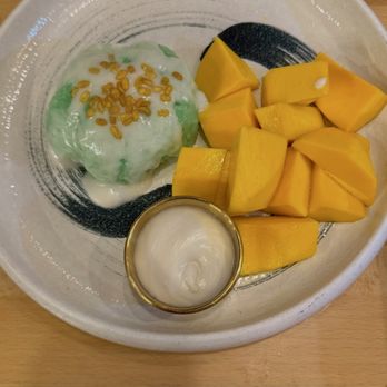 Manaao - STICKY RICE -  Mango - Thai Near Me - Tustin, California