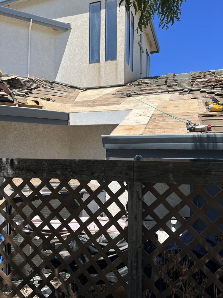 Slide of Van Ness Roofing & Construction