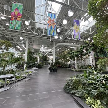 COREshopping - Gardens - Shopping Centers Near Me - Calgary, Alberta COREshopping - Gardens - Shopping Centers Near Me - Calgary, Alberta