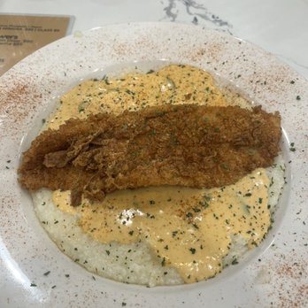 Silks Sports Bar - Fish and grits - Sports Bars Near Me - Towson, Maryland Silks Sports Bar - Fish and grits - Sports Bars Near Me - Towson, Maryland