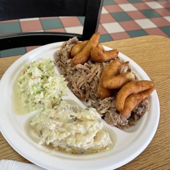 Smithfield's Chicken 'N Bar-B-Q - Large Bbq Package - Barbeque Near Me - Sanford, North Carolina Smithfield's Chicken 'N Bar-B-Q - Large Bbq Package - Barbeque Near Me - Sanford, North Carolina