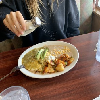 The Best Breakfast Cafe - American Near Me - Oxnard, California