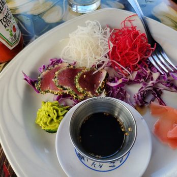 Ponds Hilo - Seared ahi - Hawaiian Near Me - Hilo, Hawaii