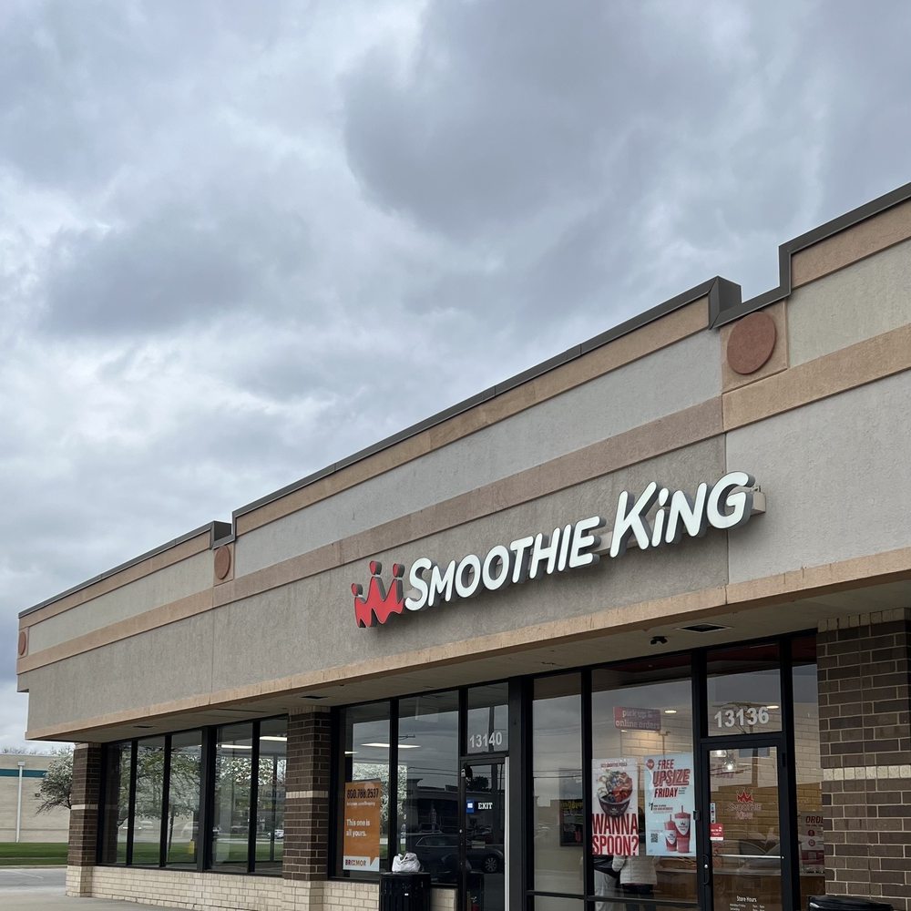 Smoothie King - Entrance - Juice Bars & Smoothies Near Me - Crestwood, Illinois Smoothie King - Entrance - Juice Bars & Smoothies Near Me - Crestwood, Illinois