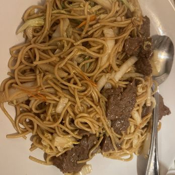 EA Seafood Restaurant - Beef Chow Mein - Chinese Near Me - Long Beach, California EA Seafood Restaurant - Beef Chow Mein - Chinese Near Me - Long Beach, California