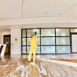 Texas Window Cleaning - Cleaning and disinfecting during the COVID-19 pandemic.