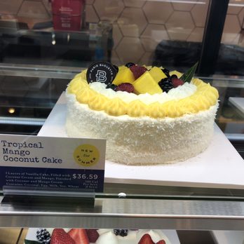 Paris Baguette - Tropical Mango Coconut Cake - Bakeries Near Me - Brea, California