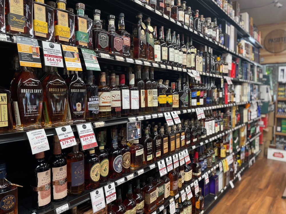 BELMONT FINE WINE & SPIRITS Updated October 2024 16 Photos 2035