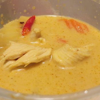 Sriracha Thai Restaurant - It was supposed to be chicken curry. - Thai Near Me - Carson, California Sriracha Thai Restaurant - It was supposed to be chicken curry. - Thai Near Me - Carson, California
