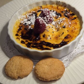 Sandbar - Creme Brulee - Bars Near Me - Cold Spring Harbor, New York