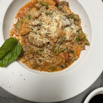 Fratello’s Ristorante - Risotto con pollo e Salsiccia - Italian Near Me - Livermore, California Fratello’s Ristorante - Risotto con pollo e Salsiccia - Italian Near Me - Livermore, California