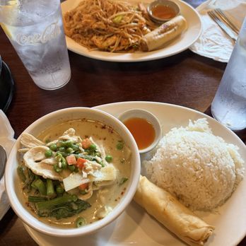 Thai Taste - Pad Thai, Green Curry spice level 3 with chicken - Thai Near Me - Charlotte, North Carolina Thai Taste - Pad Thai, Green Curry spice level 3 with chicken - Thai Near Me - Charlotte, North Carolina