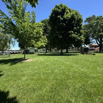 De Rivera Park - Parks Near Me