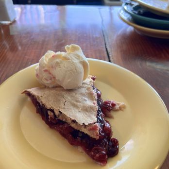 Johnson's Landing Restaurant And Bar - Homemade cherry pie ala mode - American Near Me - Thermal, California Johnson's Landing Restaurant And Bar - Homemade cherry pie ala mode - American Near Me - Thermal, California