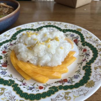 Dok Khao - Sticky rice and Sticky Rice with Mango - Thai Near Me - Woodbridge, Virginia Dok Khao - Sticky rice and Sticky Rice with Mango - Thai Near Me - Woodbridge, Virginia