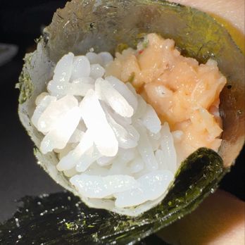 Yunomi Handroll - Sushi Bars Near Me - San Fernando Valley, California Yunomi Handroll - Sushi Bars Near Me - San Fernando Valley, California