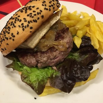 Black & Gold - Hamburguesa mixta - Irish Near Me - Madrid, M Black & Gold - Hamburguesa mixta - Irish Near Me - Madrid, M