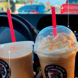 Cinnamon Roll Blondie Chiller