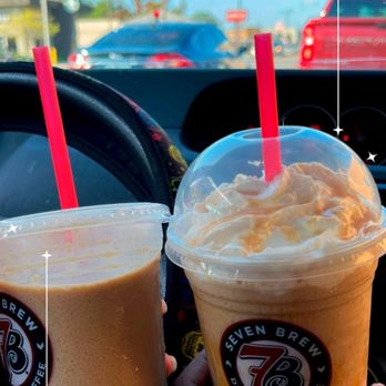 7 Brew Coffee - The atmosphere is phenomenal, I got the pumpkin spice blondie chiller and my gf got the cinnamon roll blondie chiller no whip cream. - Juice Bars & Smoothies Near Me - St Louis, Missouri