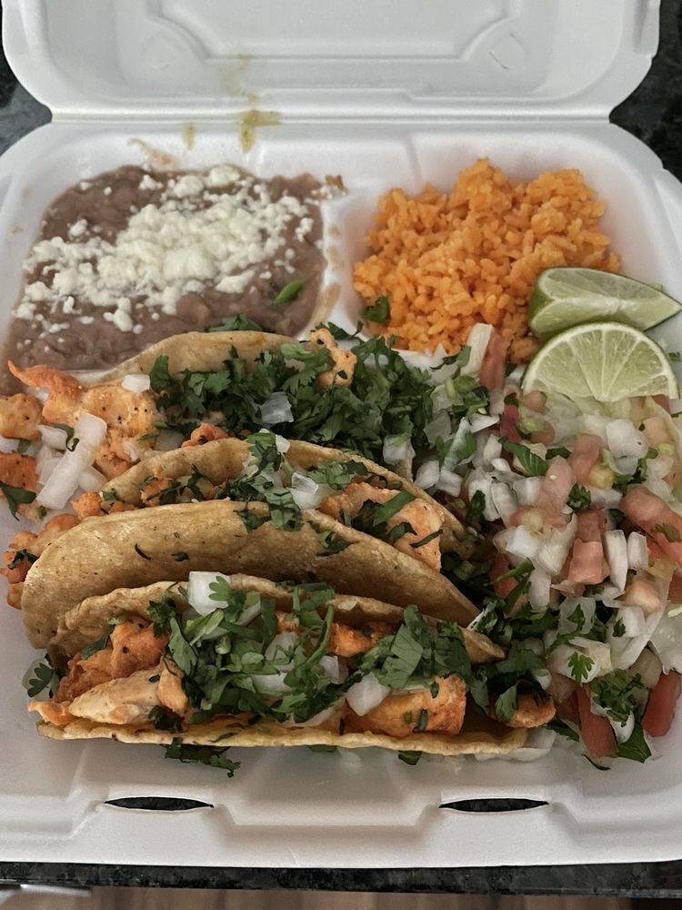 Mi Pueblo Mexican Restaurant — Mexican restaurant in Plover