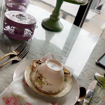 Jessa's Tea Parlor - The table was decorated beautifully. - Tea Rooms Near Me - Woodstock, Georgia