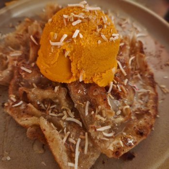 La ong - Roti with Thai ice tea ice cream - Thai Near Me - Beverly Hills, California