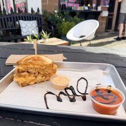 The Grilled Cheese Gallery