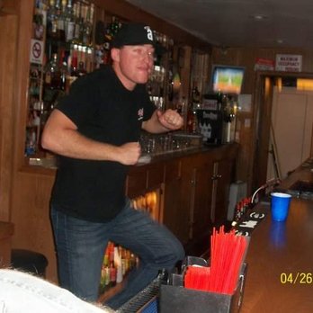 Vi's - Arlo - Bars Near Me - Bakersfield, California