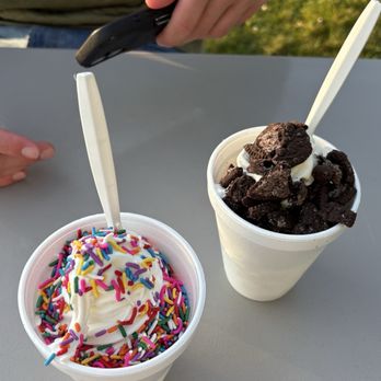 Frankfort Dairy Maid - Small vanilla soft serves - Ice Cream & Frozen Yogurt Near Me - Frankfort, Michigan Frankfort Dairy Maid - Small vanilla soft serves - Ice Cream & Frozen Yogurt Near Me - Frankfort, Michigan