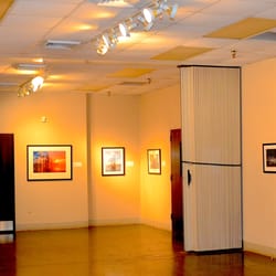 River Oaks Square Arts Center - The Stokes-Harris Gallery