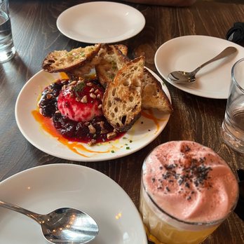 Blue Ridge Kitchen - Southern Burrata Peach Toast - Southern Near Me - Sebastopol, California