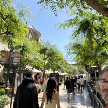 The Grove - Shopping Centers Near Me - Los Angeles, California The Grove - Shopping Centers Near Me - Los Angeles, California