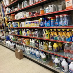 G&S Hardware & Supply - Cleaning Isle