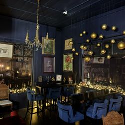 House Of Champagne