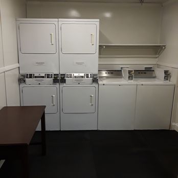 Kings Quarters - coin-op laundry facilities - Hotels Near Me - Branson, Missouri Kings Quarters - coin-op laundry facilities - Hotels Near Me - Branson, Missouri