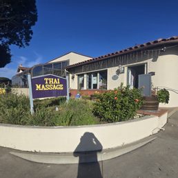 Exterior outside entrance of Malai Thai Massage - Santa Barbara, California Exterior outside entrance of Malai Thai Massage - Santa Barbara, California