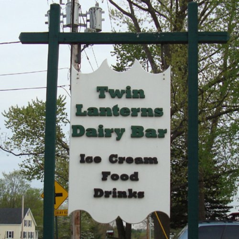Twin Lanterns Dairy Bar - a sign for twin lanterns dairy bar - Ice Cream & Frozen Yogurt Near Me - Kensington, New Hampshire Twin Lanterns Dairy Bar - a sign for twin lanterns dairy bar - Ice Cream & Frozen Yogurt Near Me - Kensington, New Hampshire
